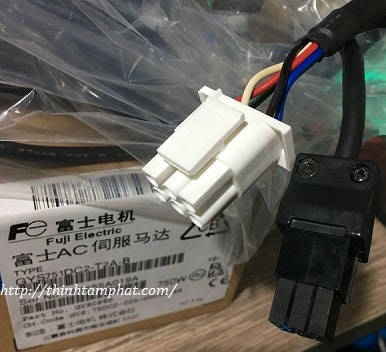 servo_motor_GYS751DC2-T2C-B